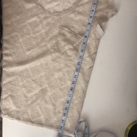 Kimchi Blue top in ivory cute and romantic - Picture 6 of 7